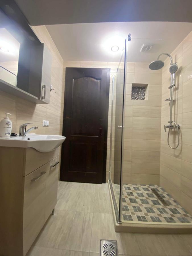 Acasa La Tulucu Hotell Bîrsana Eksteriør bilde